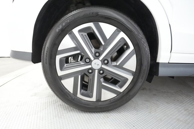 2022 Hyundai Kona — photo 16 of 22