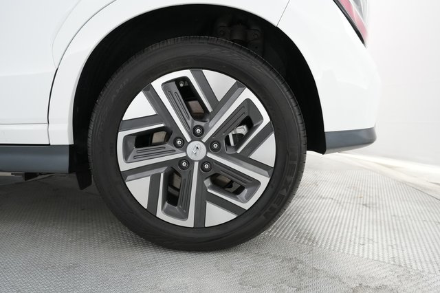 2023 Hyundai Kona — photo 15 of 21