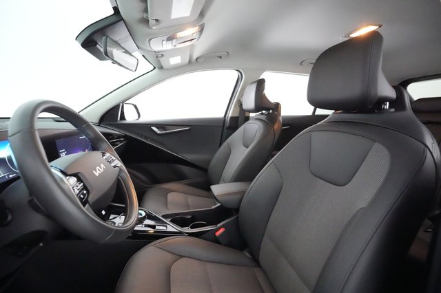 2023 Kia Niro EV — photo 15 of 21