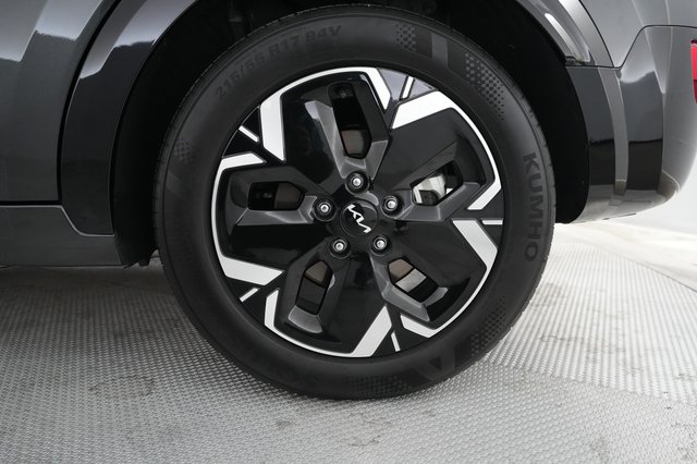 2023 Kia Niro EV — photo 14 of 19