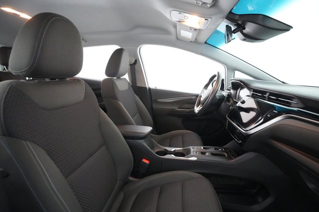 2023 Chevrolet Bolt EV — photo 16 of 21