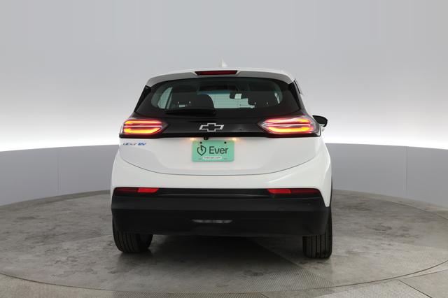 2023 Chevrolet Bolt EV — photo 7 of 21