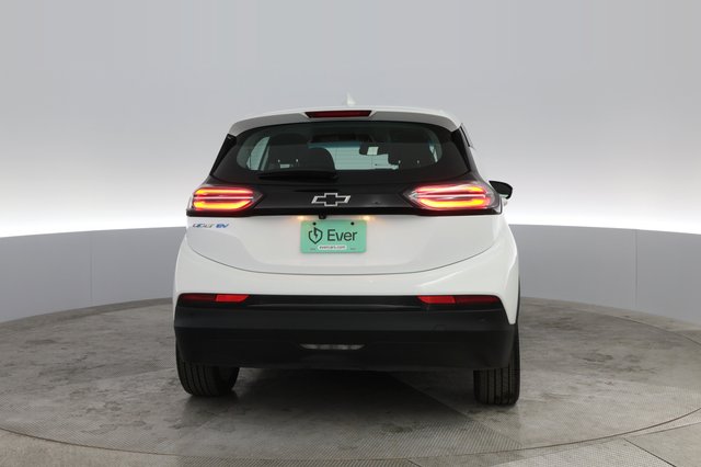 2023 Chevrolet Bolt EV — photo 7 of 21