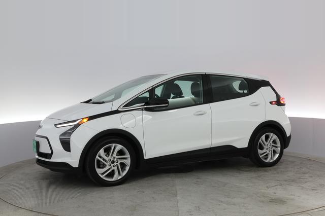 2023 Chevrolet Bolt EV — photo 9 of 21