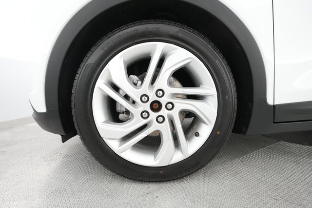2023 Chevrolet Bolt EV — photo 10 of 21