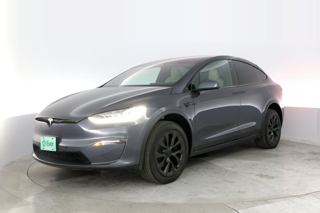 2022 Tesla Model X — VIN 7SAXCBE52NF333964