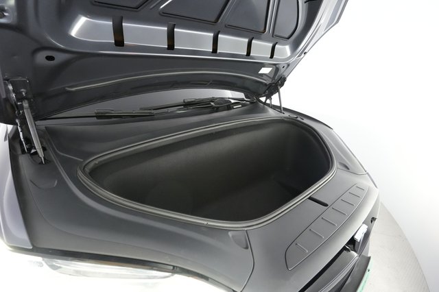 2022 Tesla Model X — photo 24 of 29