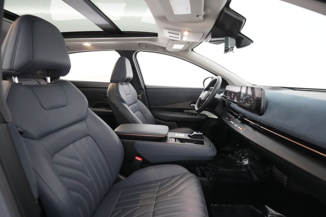 2023 Nissan Ariya — photo 17 of 26