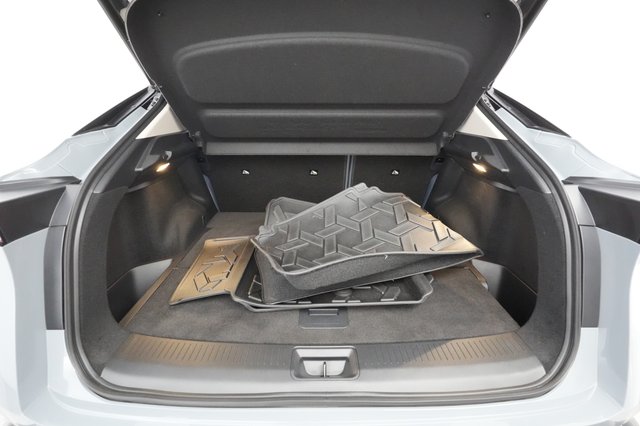 2023 Nissan Ariya — photo 20 of 26