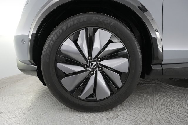 2023 Nissan Ariya — photo 11 of 26