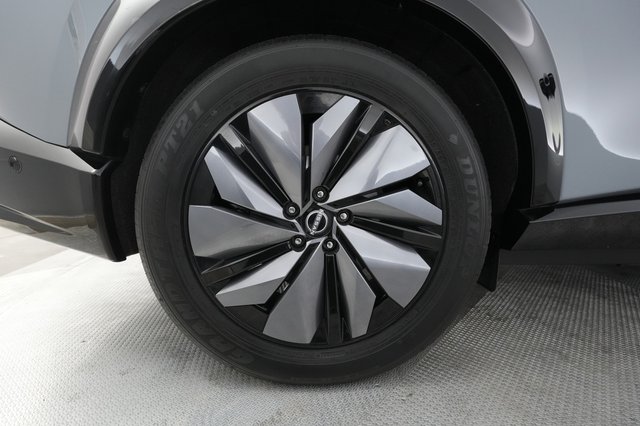 2023 Nissan Ariya — photo 14 of 26