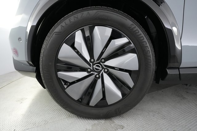 2023 Nissan Ariya — photo 7 of 22