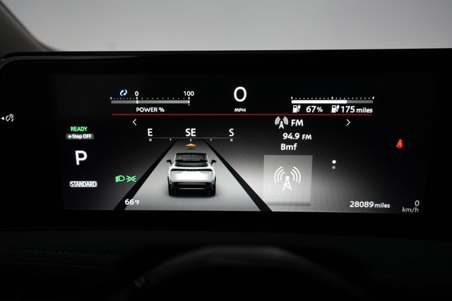 2023 Nissan Ariya — photo 5 of 22