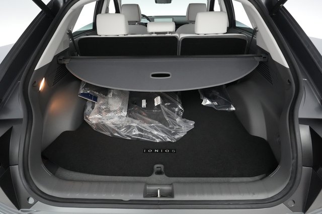 2024 Hyundai IONIQ 5 — photo 6 of 21