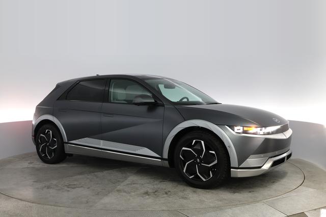 2024 Hyundai IONIQ 5 — photo 10 of 21