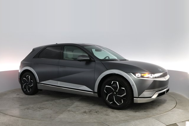 2024 Hyundai IONIQ 5 — photo 10 of 21