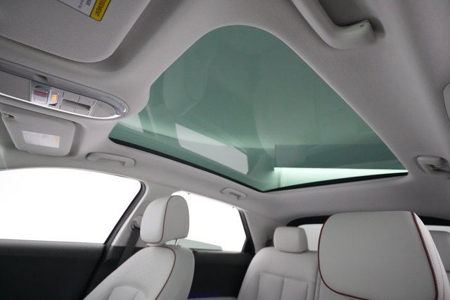 2024 Hyundai IONIQ 5 — photo 18 of 21
