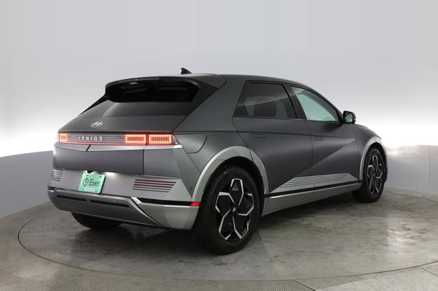 2024 Hyundai IONIQ 5 — photo 2 of 21