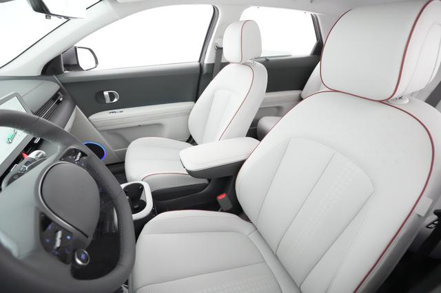 2024 Hyundai IONIQ 5 — photo 3 of 21