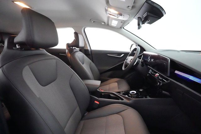 2024 Kia Niro EV — photo 17 of 22
