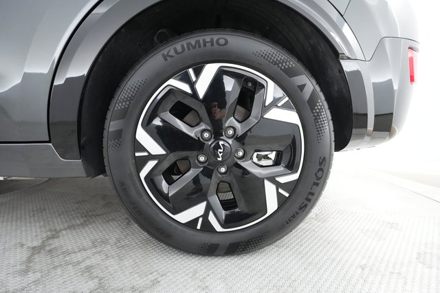 2024 Kia Niro EV — photo 12 of 21