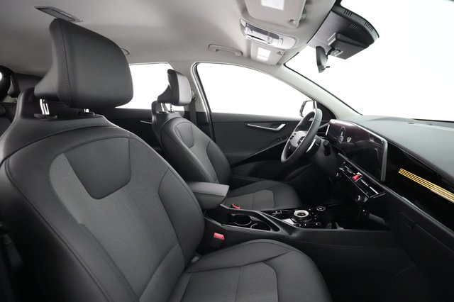 2024 Kia Niro EV — photo 17 of 21
