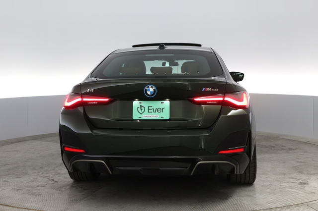 2022 BMW i4