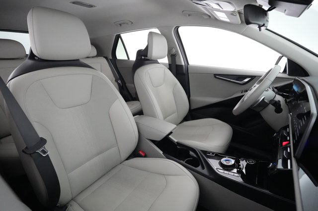 2023 Kia Niro EV — photo 16 of 20