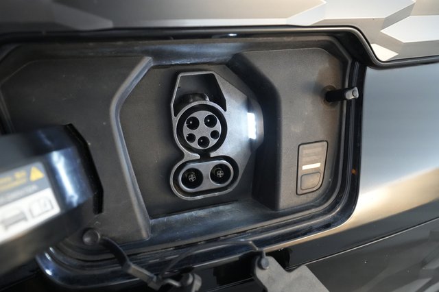 2023 Kia Niro EV — photo 18 of 20