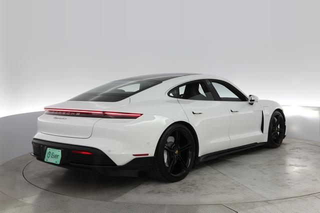 2020 Porsche Taycan — photo 2 of 22