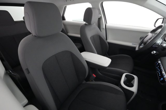 2022 Hyundai IONIQ 5 — photo 16 of 19