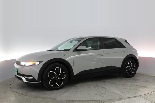2022 Hyundai IONIQ 5 — photo 10 of 19