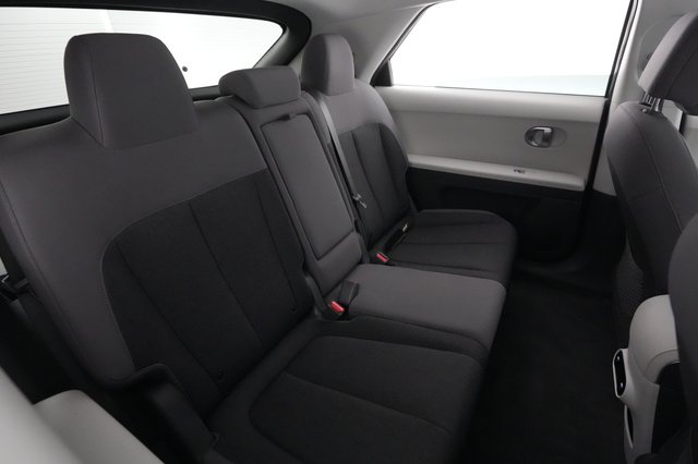2022 Hyundai IONIQ 5 — photo 3 of 19