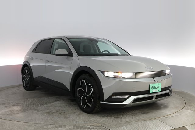 2022 Hyundai IONIQ 5 — photo 6 of 19