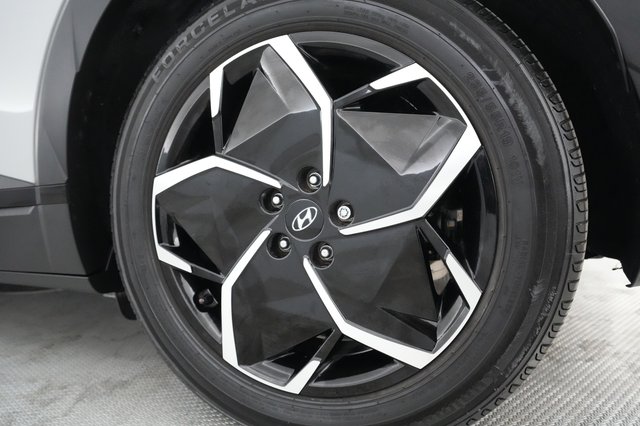 2022 Hyundai IONIQ 5 — photo 14 of 19