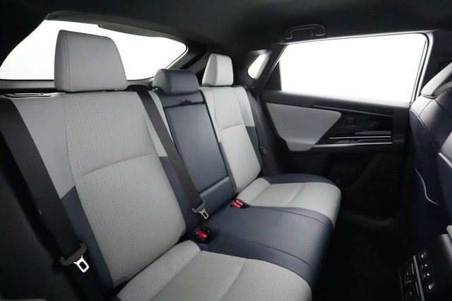2023 Subaru Solterra — photo 4 of 21
