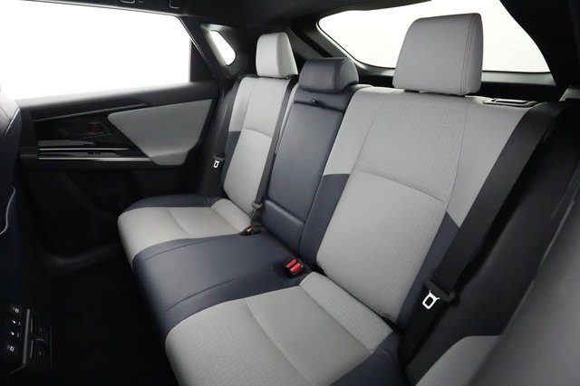 2023 Subaru Solterra — photo 18 of 21