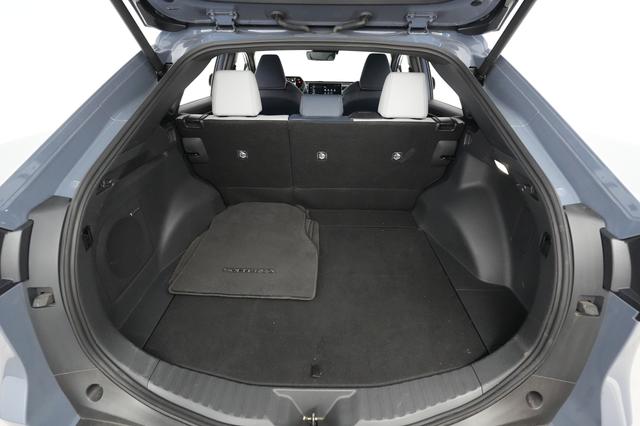 2023 Subaru Solterra — photo 6 of 21
