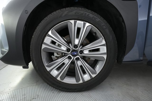 2023 Subaru Solterra — photo 7 of 21