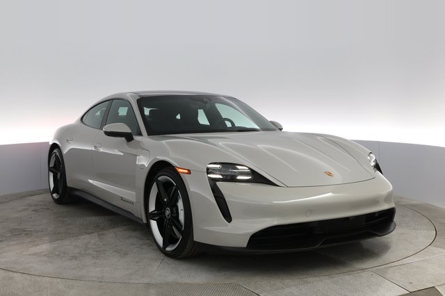 2021 Porsche Taycan — photo 6 of 23