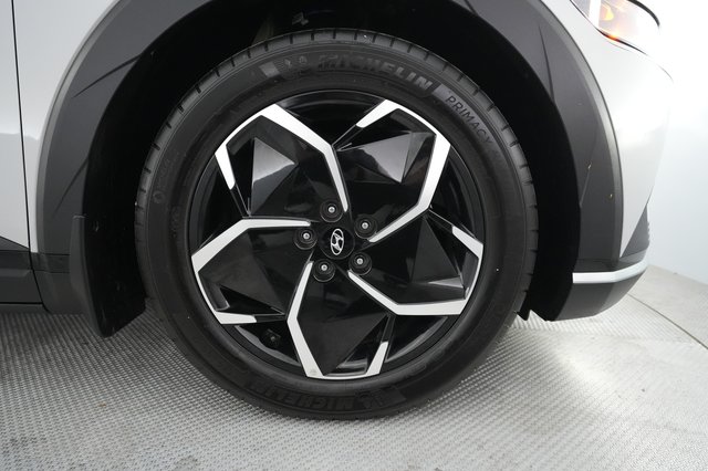 2023 Hyundai IONIQ 5 — photo 16 of 21