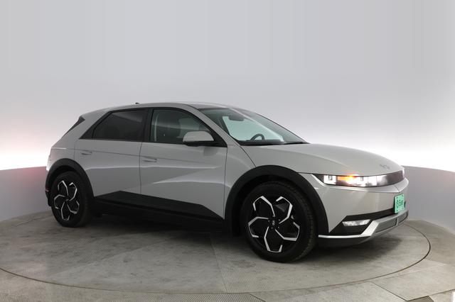 2023 Hyundai IONIQ 5 — photo 10 of 21