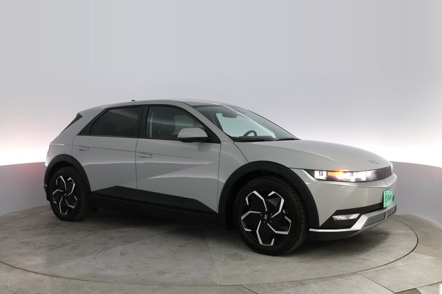 2023 Hyundai IONIQ 5 — photo 10 of 21