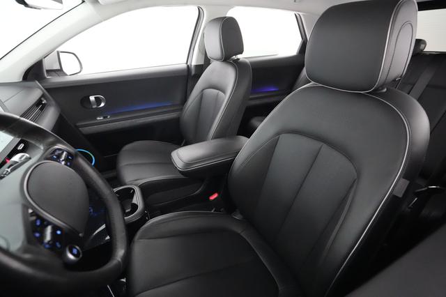 2023 Hyundai IONIQ 5 — photo 3 of 21