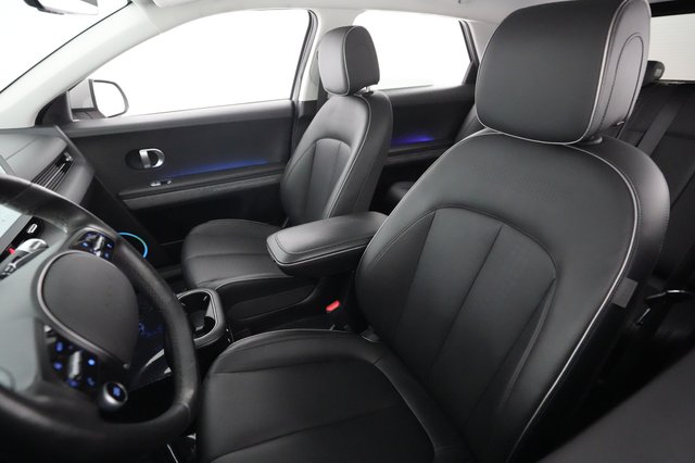 2023 Hyundai IONIQ 5 — photo 3 of 21