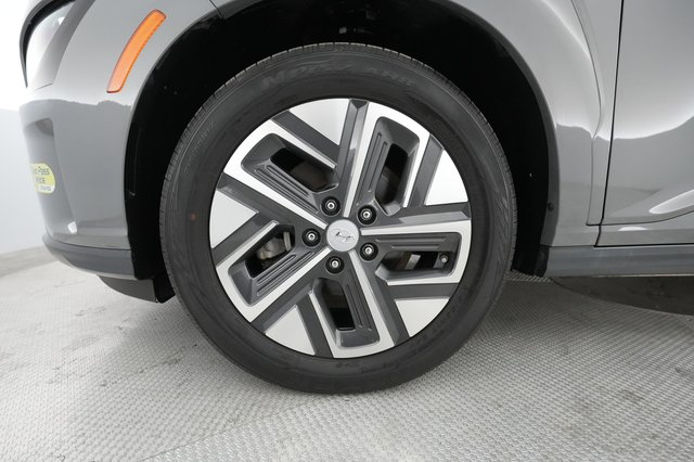 2022 Hyundai Kona — photo 14 of 31