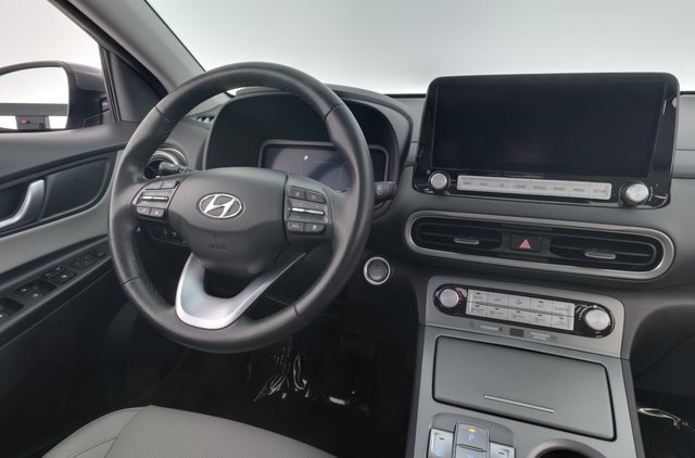2022 Hyundai Kona — photo 3 of 31