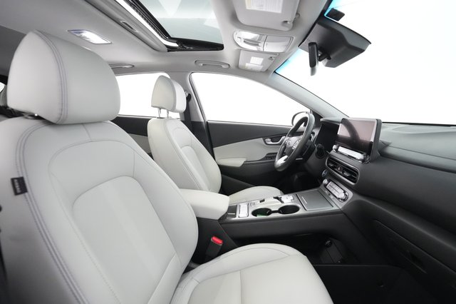 2022 Hyundai Kona — photo 22 of 31