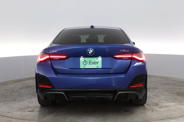 2023 BMW i4 — photo 14 of 21