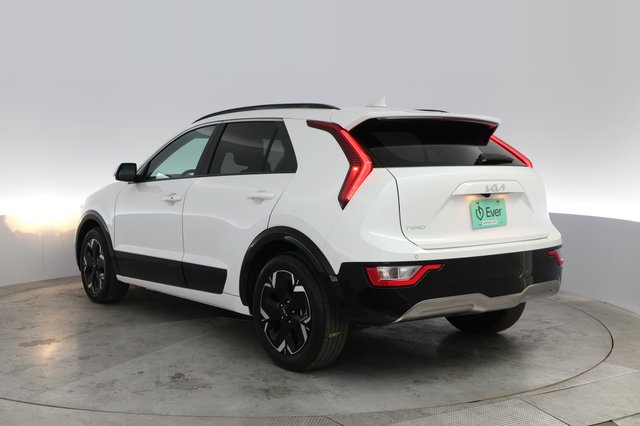 2024 Kia Niro EV — photo 9 of 22